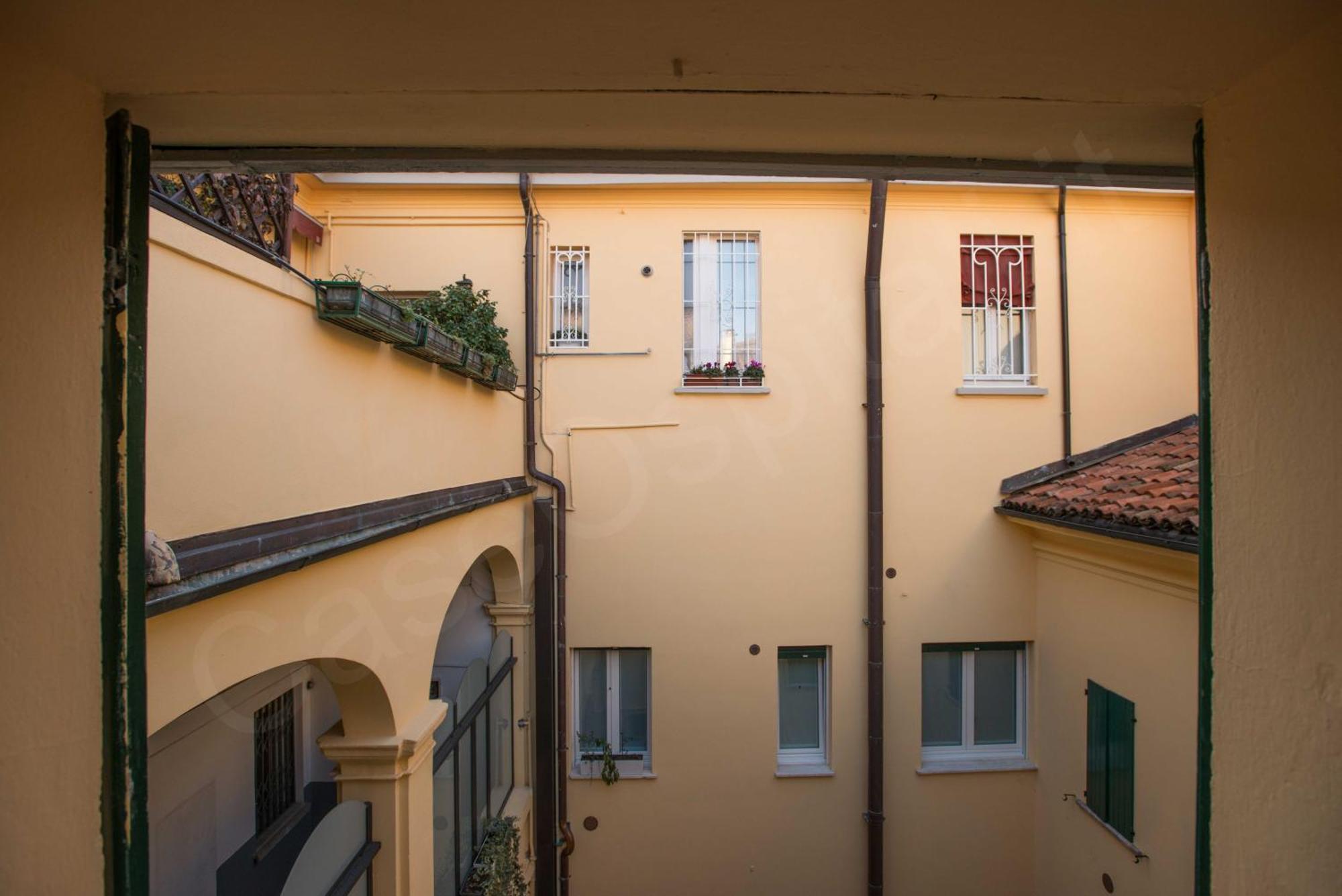 Caseospitali - Daisy, Ampio Trilocale X6 Vicino A Piazza Maggiore Bologna Kültér fotó